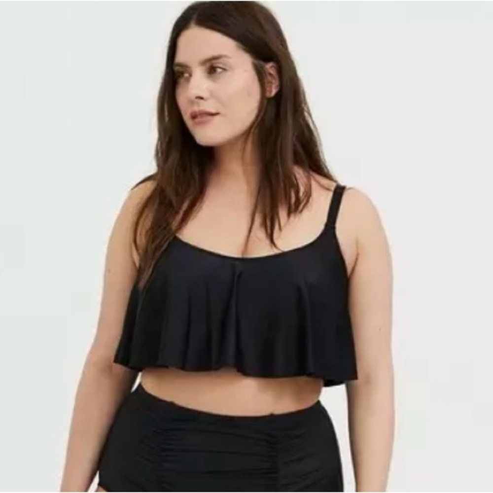 Torrid Wireless Straight Flounce Bikini Top Black Size 3